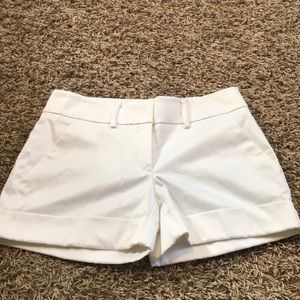 7th Avenue White Shorts